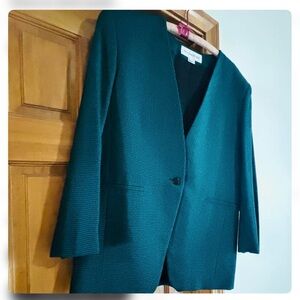 Elegant Green Women's Blazer jones NY